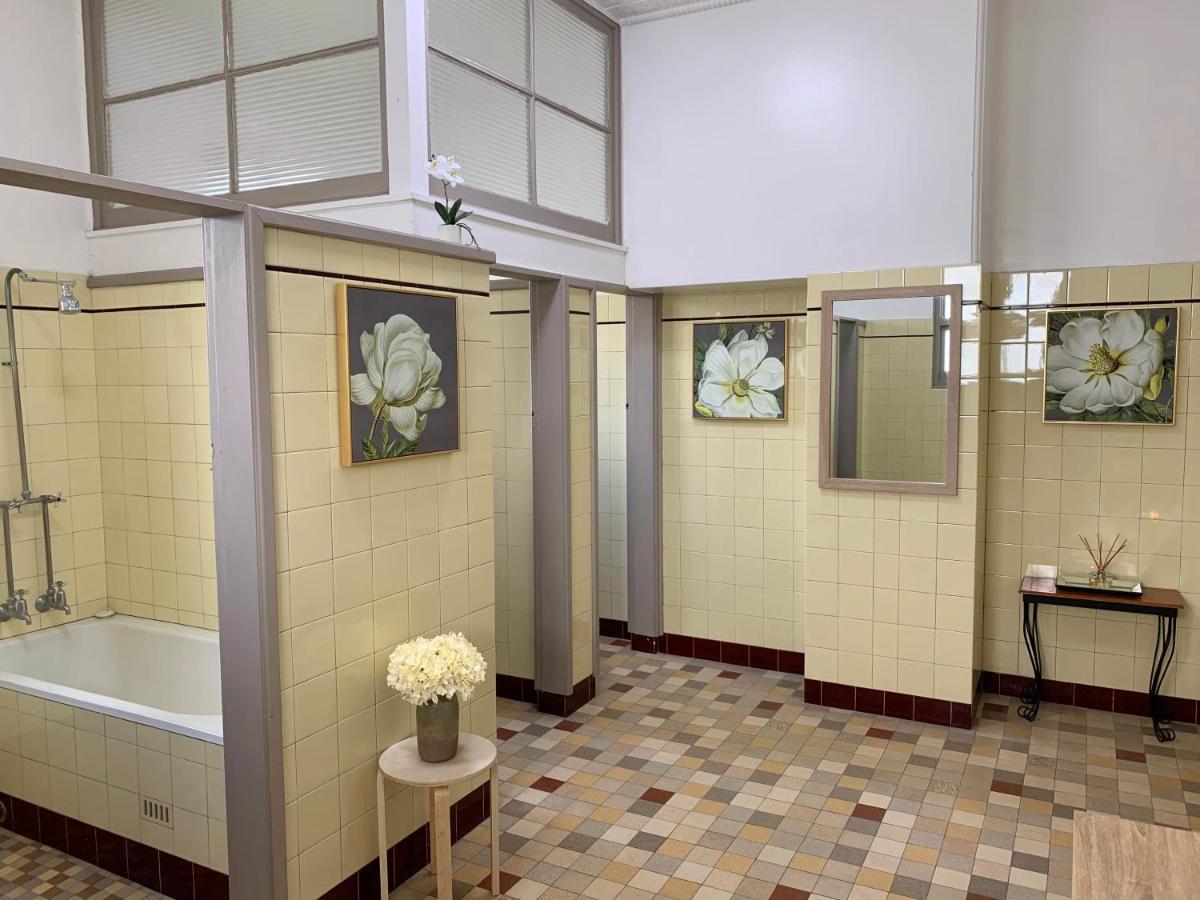 Neath Hotel Dış mekan fotoğraf
